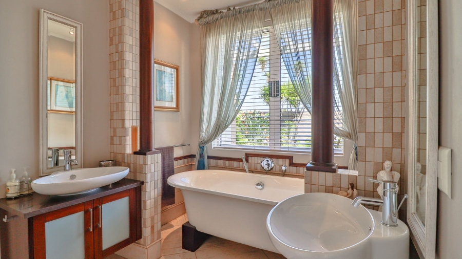 4 Bedroom Property for Sale in Vaal Marina Gauteng