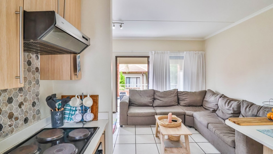 To Let 2 Bedroom Property for Rent in Bassonia Gauteng