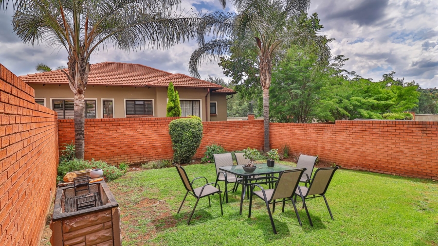 To Let 2 Bedroom Property for Rent in Bassonia Gauteng