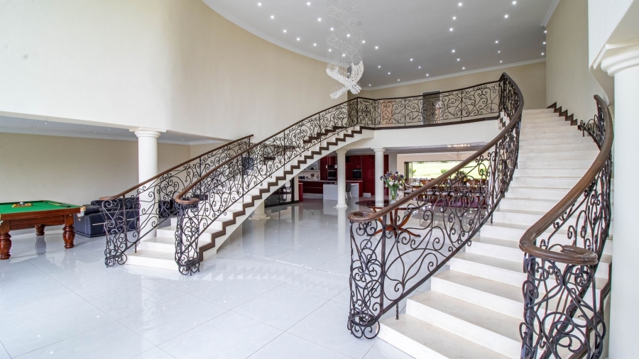 5 Bedroom Property for Sale in Golf View Gauteng