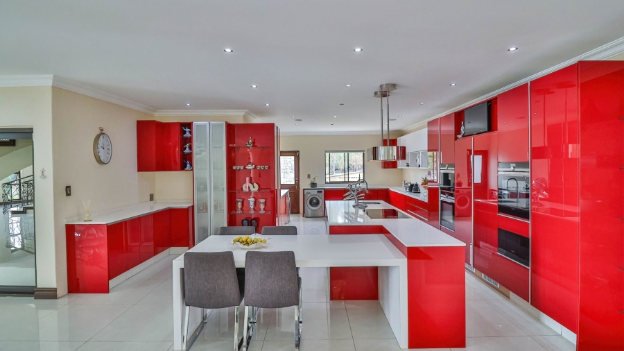 5 Bedroom Property for Sale in Golf View Gauteng