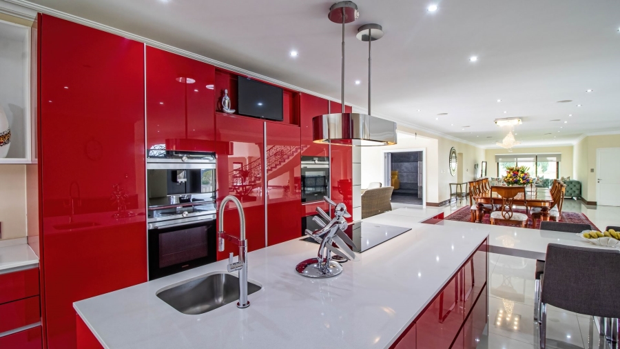 5 Bedroom Property for Sale in Golf View Gauteng