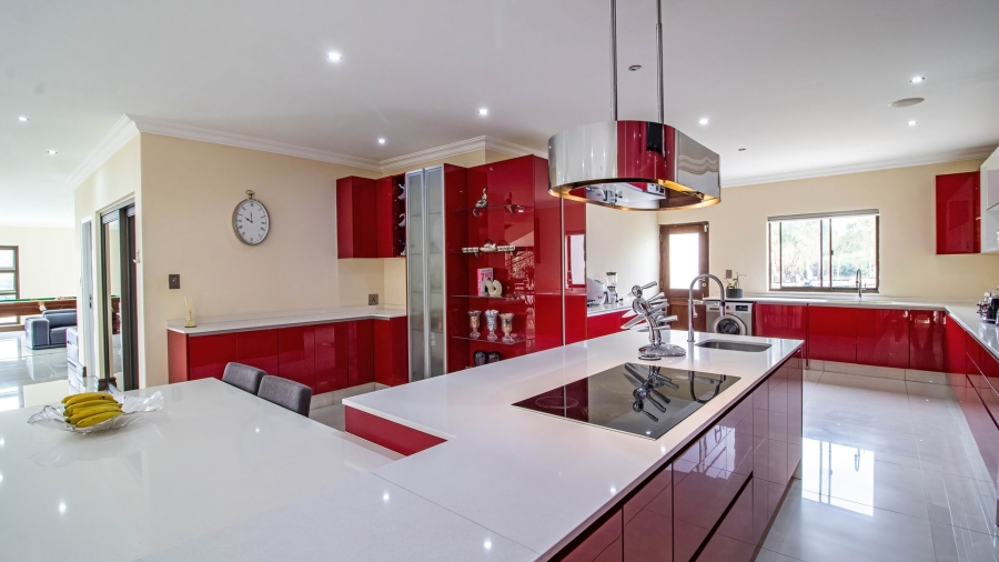 5 Bedroom Property for Sale in Golf View Gauteng