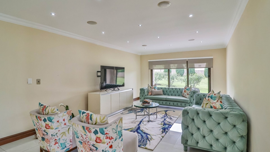 5 Bedroom Property for Sale in Golf View Gauteng