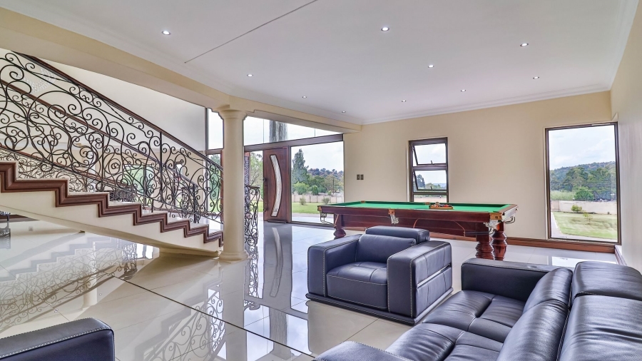 5 Bedroom Property for Sale in Golf View Gauteng