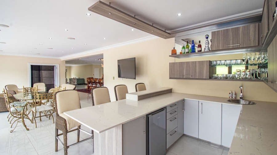 5 Bedroom Property for Sale in Golf View Gauteng