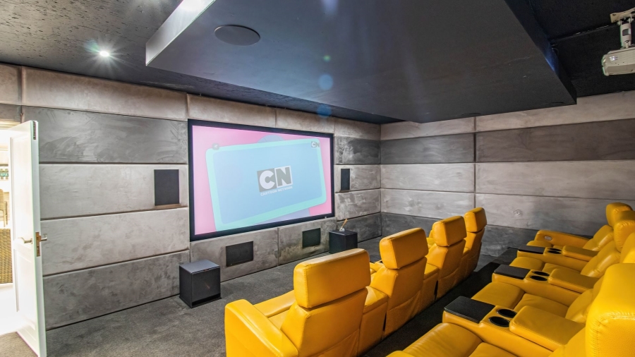 5 Bedroom Property for Sale in Golf View Gauteng