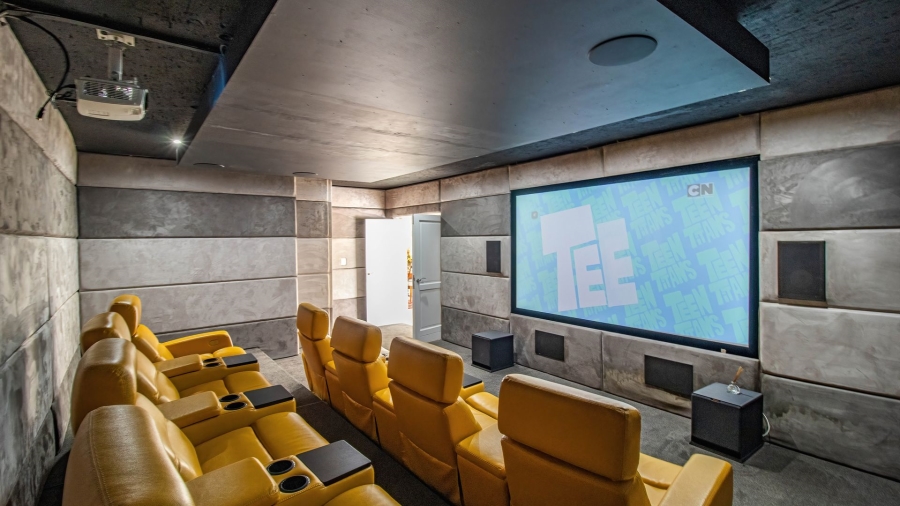 5 Bedroom Property for Sale in Golf View Gauteng