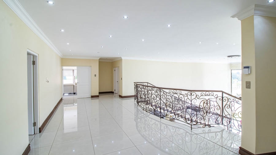 5 Bedroom Property for Sale in Golf View Gauteng