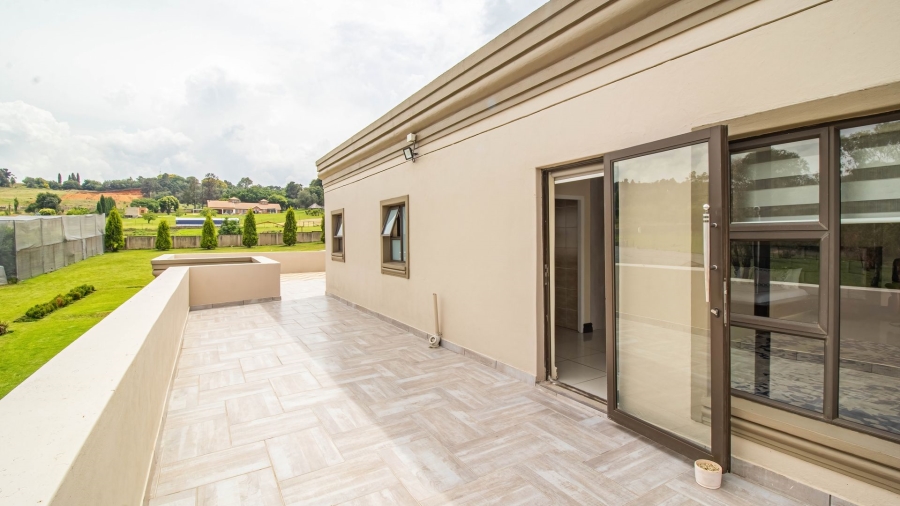 5 Bedroom Property for Sale in Golf View Gauteng