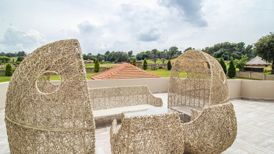 5 Bedroom Property for Sale in Golf View Gauteng