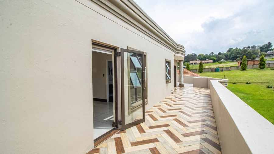 5 Bedroom Property for Sale in Golf View Gauteng