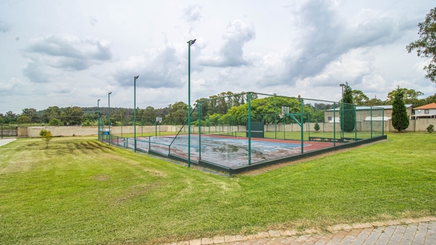 5 Bedroom Property for Sale in Golf View Gauteng