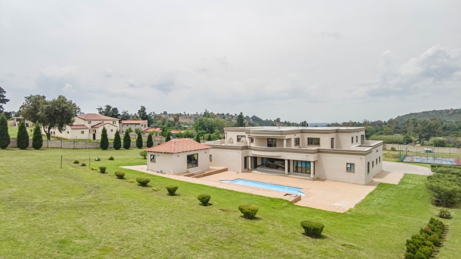 5 Bedroom Property for Sale in Golf View Gauteng