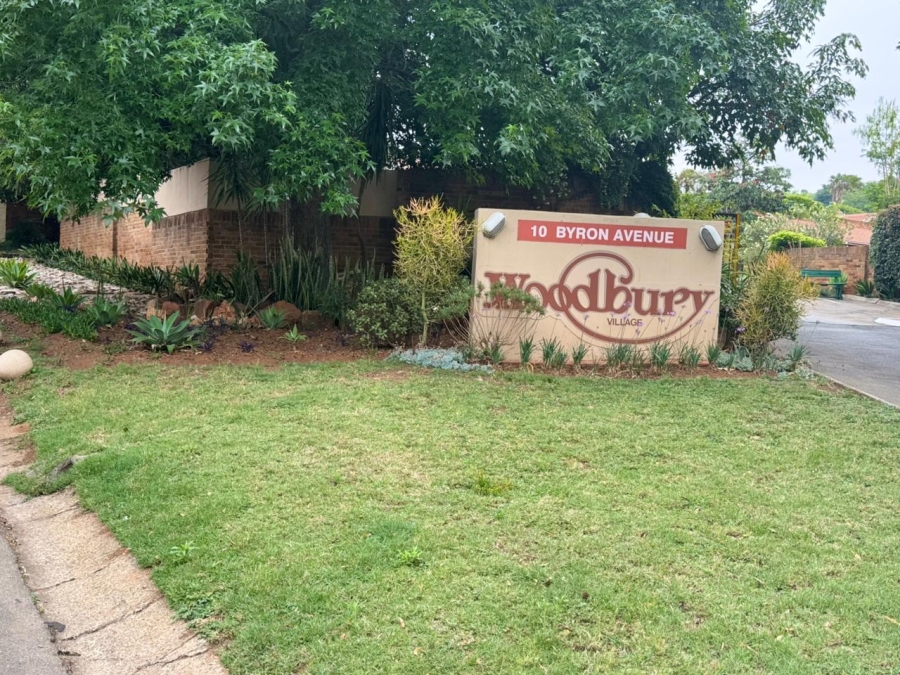 2 Bedroom Property for Sale in Bedford Park Gauteng