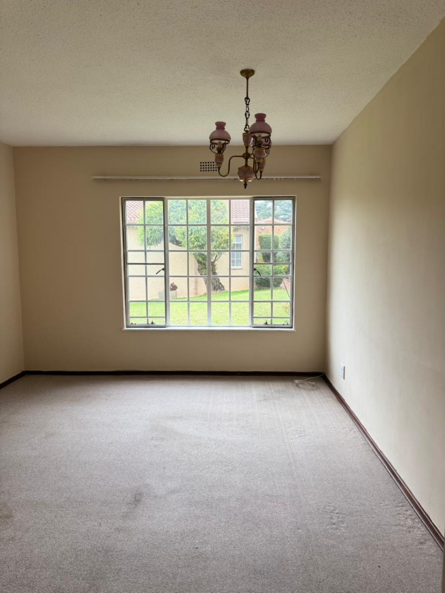 2 Bedroom Property for Sale in Bedford Park Gauteng