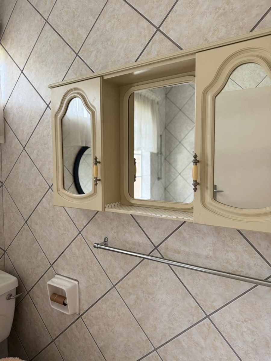 2 Bedroom Property for Sale in Bedford Park Gauteng