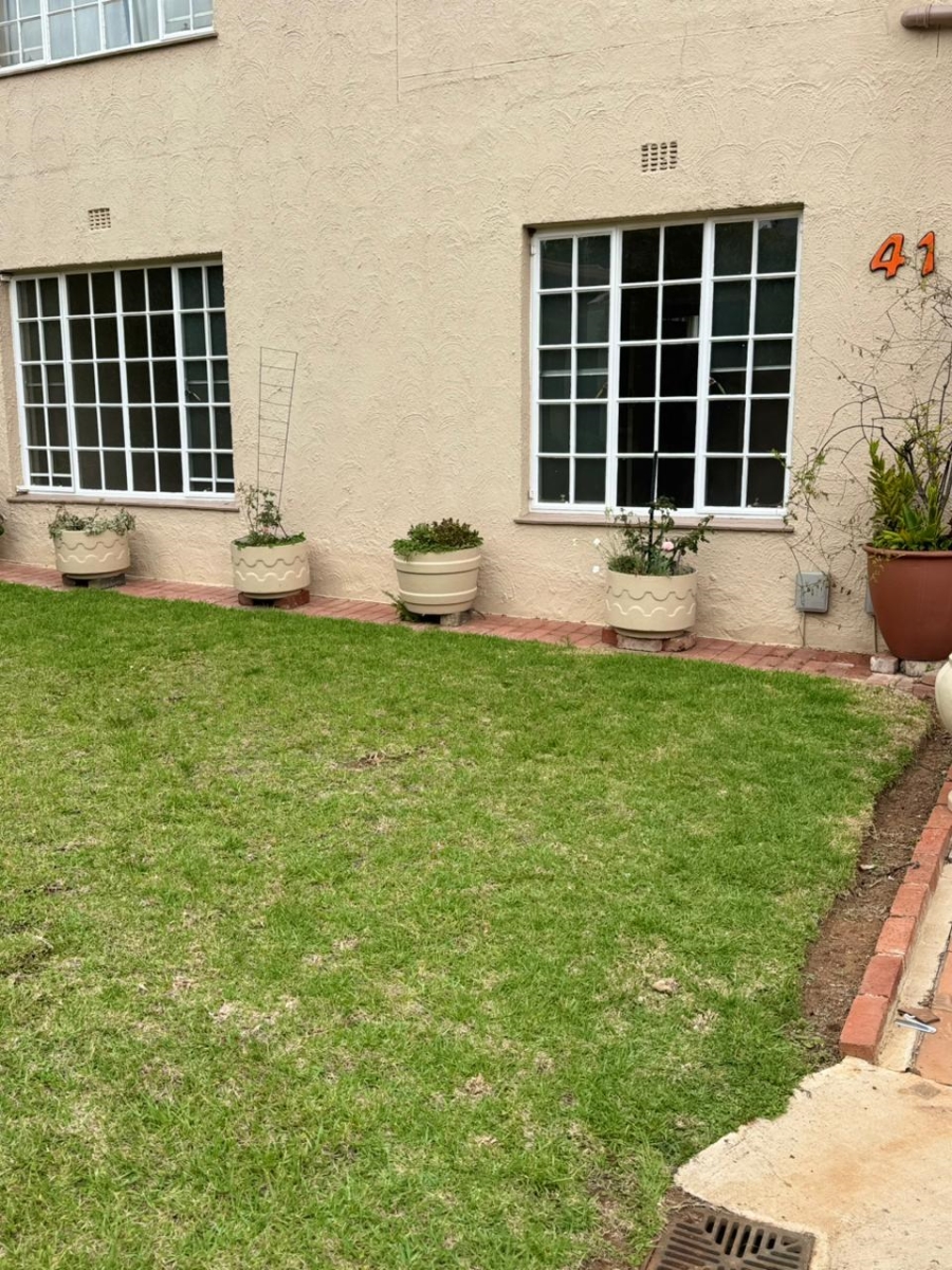 2 Bedroom Property for Sale in Bedford Park Gauteng