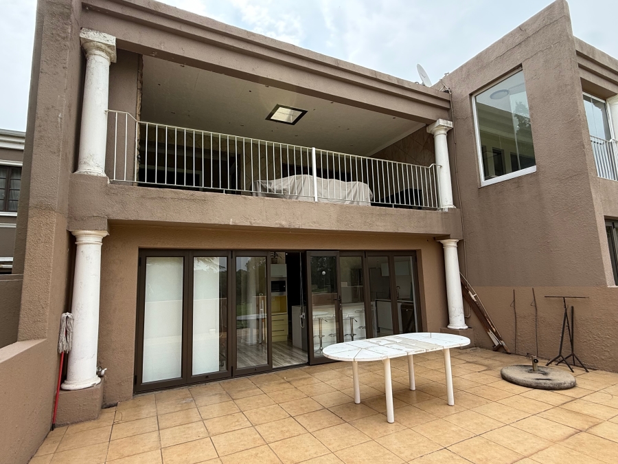 2 Bedroom Property for Sale in Peacehaven Gauteng