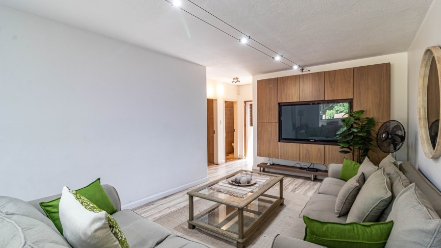 2 Bedroom Property for Sale in Peacehaven Gauteng