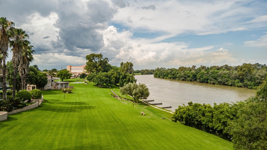 2 Bedroom Property for Sale in Peacehaven Gauteng