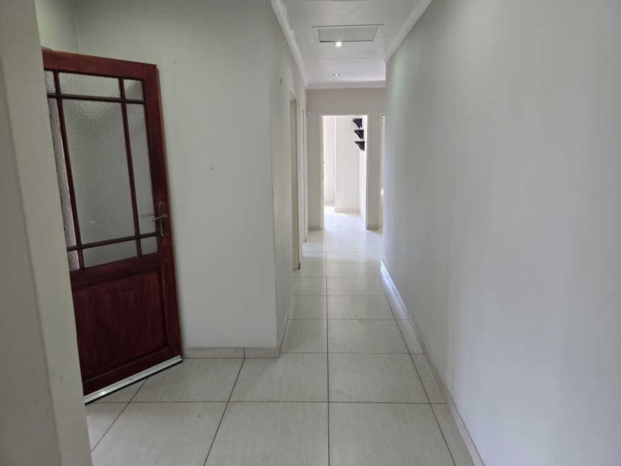3 Bedroom Property for Sale in Bassonia Gauteng