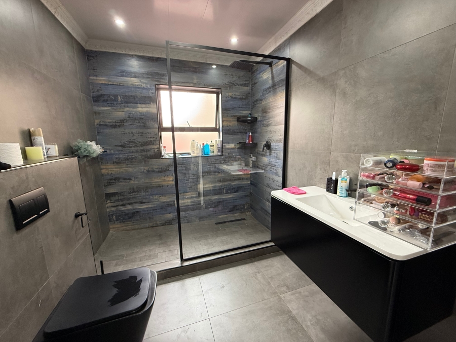 3 Bedroom Property for Sale in Peacehaven Gauteng