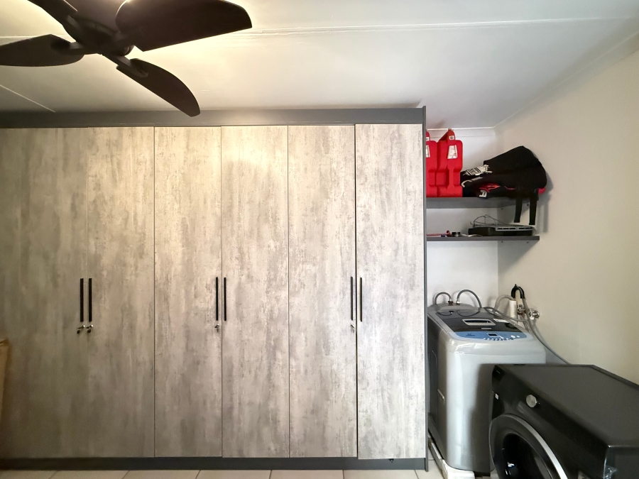 3 Bedroom Property for Sale in Peacehaven Gauteng