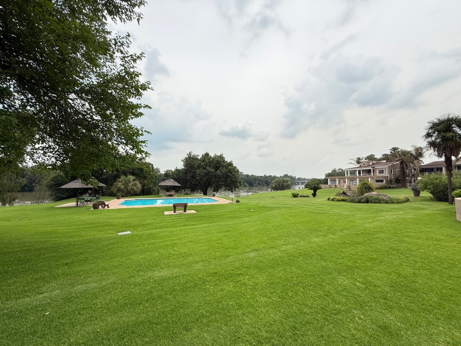 3 Bedroom Property for Sale in Peacehaven Gauteng