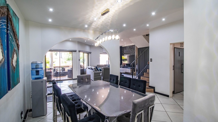 3 Bedroom Property for Sale in Peacehaven Gauteng
