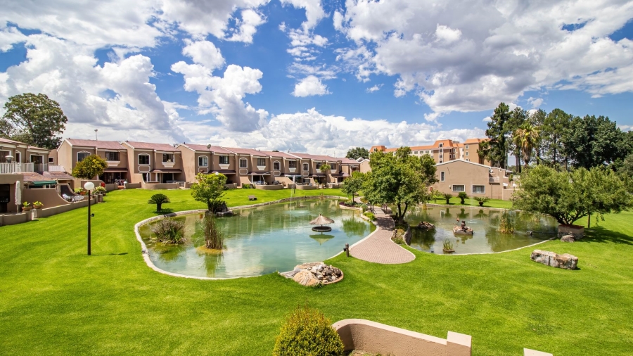 3 Bedroom Property for Sale in Peacehaven Gauteng