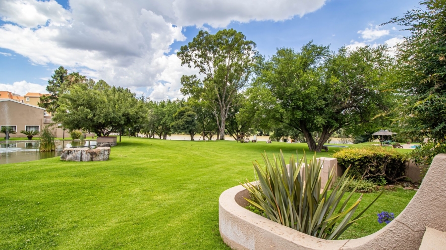 3 Bedroom Property for Sale in Peacehaven Gauteng