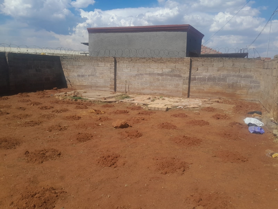 2 Bedroom Property for Sale in Slovoville Gauteng