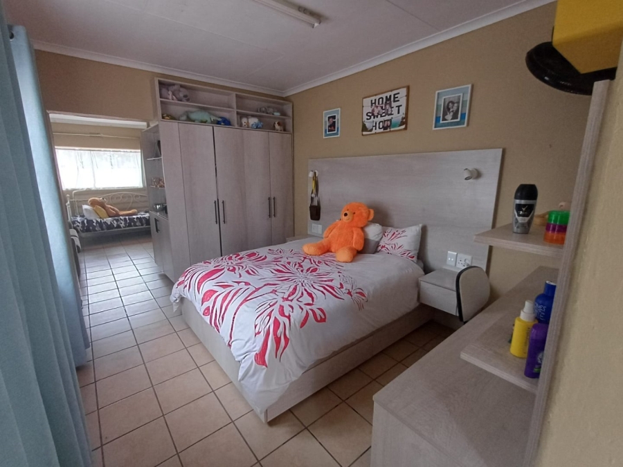 3 Bedroom Property for Sale in Greenhills Gauteng
