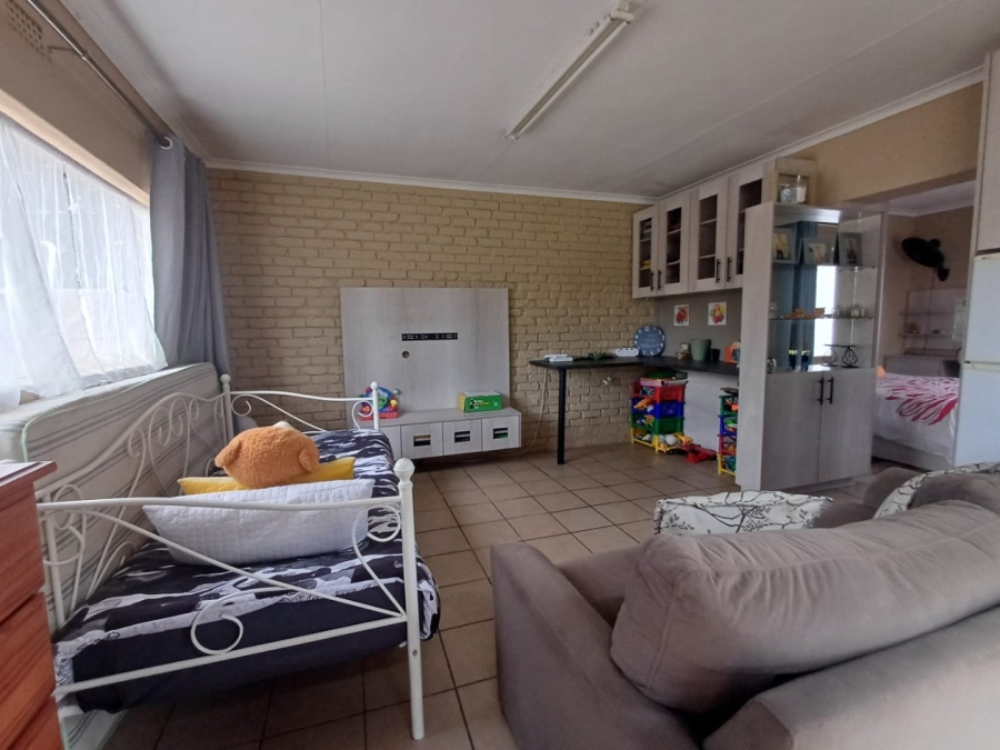 3 Bedroom Property for Sale in Greenhills Gauteng