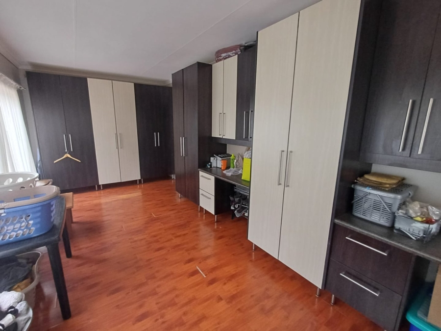 3 Bedroom Property for Sale in Greenhills Gauteng