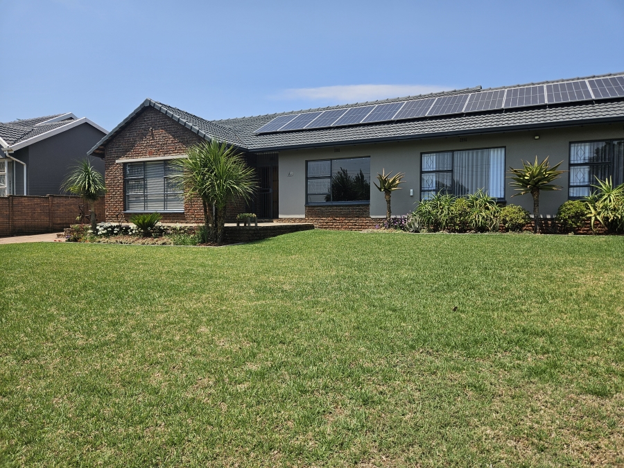 3 Bedroom Property for Sale in Rant En Dal Gauteng