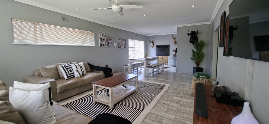 3 Bedroom Property for Sale in Rant En Dal Gauteng