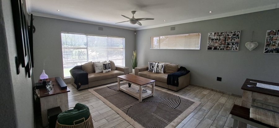 3 Bedroom Property for Sale in Rant En Dal Gauteng