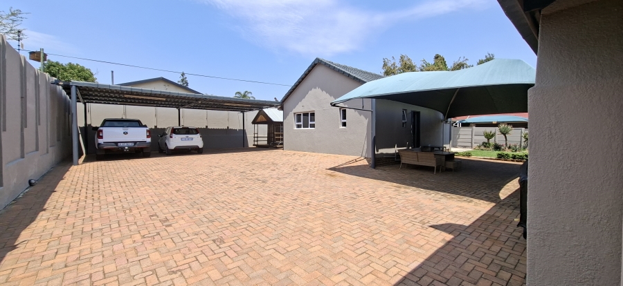3 Bedroom Property for Sale in Rant En Dal Gauteng