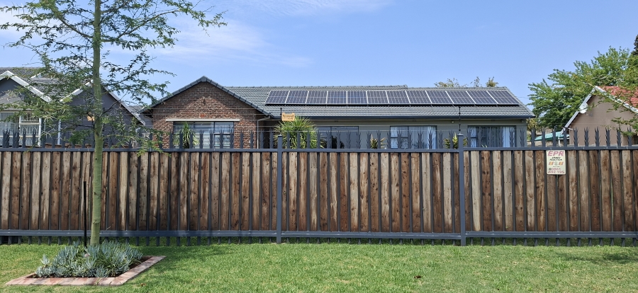 3 Bedroom Property for Sale in Rant En Dal Gauteng