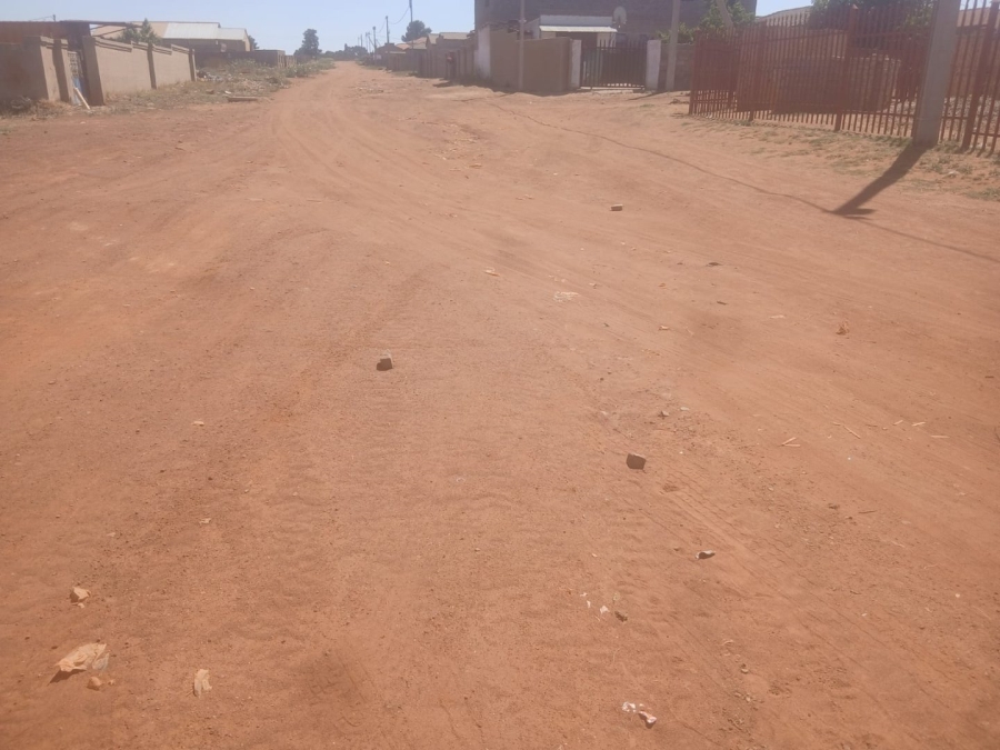 0 Bedroom Property for Sale in Mohlakeng Gauteng
