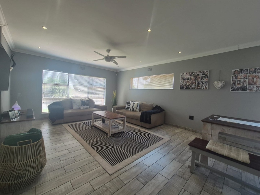 3 Bedroom Property for Sale in Rant En Dal Gauteng