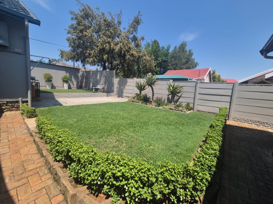 3 Bedroom Property for Sale in Rant En Dal Gauteng