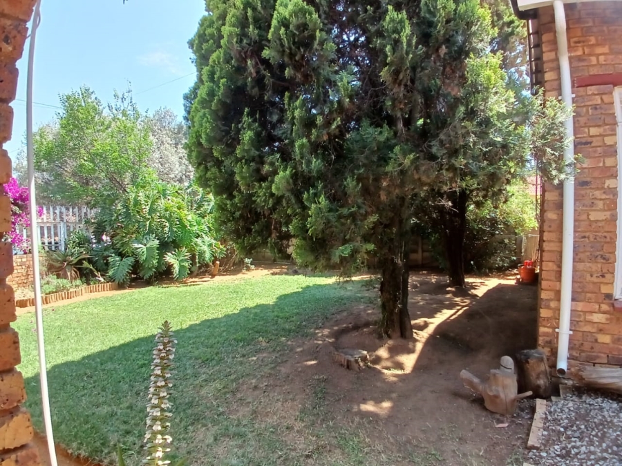 3 Bedroom Property for Sale in Greenhills Gauteng