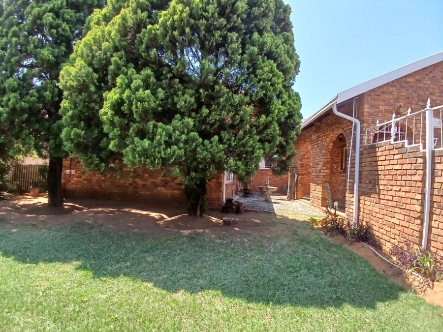 3 Bedroom Property for Sale in Greenhills Gauteng