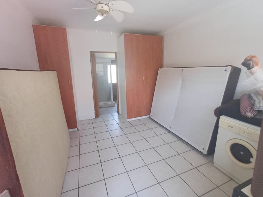 4 Bedroom Property for Sale in Helikonpark Gauteng