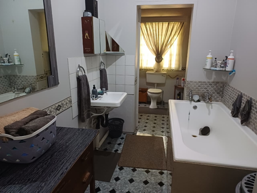 3 Bedroom Property for Sale in Pelzvale A H Gauteng