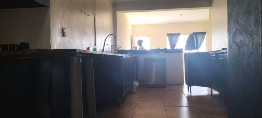 7 Bedroom Property for Sale in Randridge Ah Gauteng