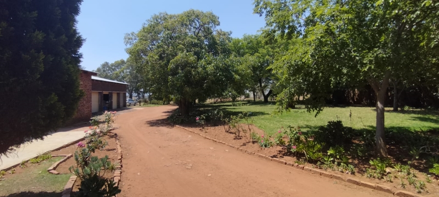 7 Bedroom Property for Sale in Randridge Ah Gauteng